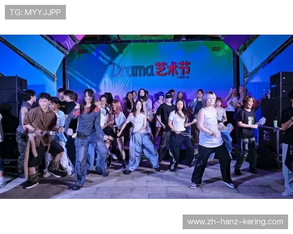 成都街舞队以94分领跑世界街舞大赛积分榜展现实力与风采