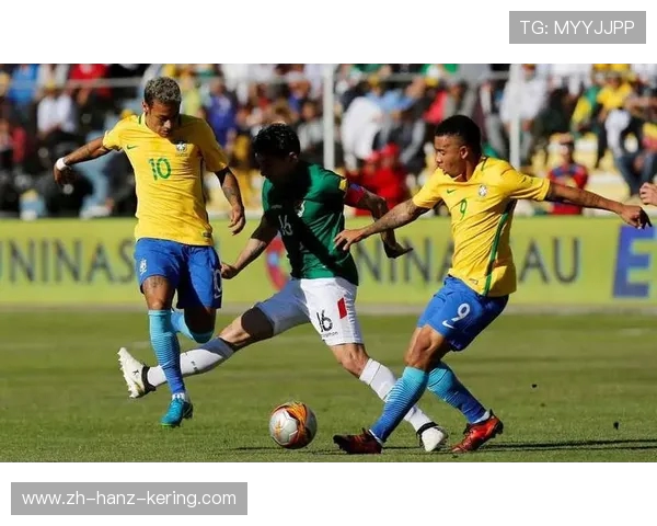 《2025年国际足球友谊赛精彩回顾:中国队以2比1战胜巴西队取得胜利》 《2025年国际足球友谊赛精彩回顾:中国队以2比1战胜巴西队取得胜利》