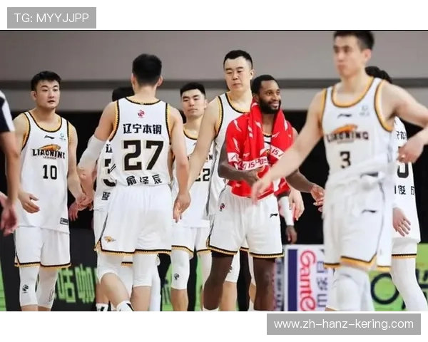 CBA激战辽宁队迎战北控队全力争胜展现篮球魅力