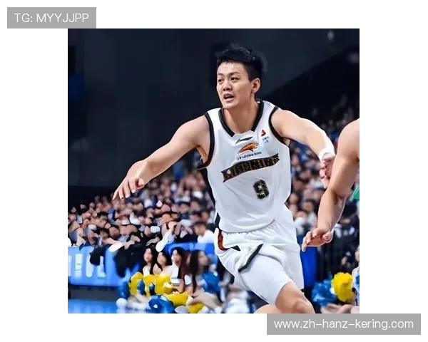 CBA激战辽宁队迎战新疆队双方全力争夺季后赛席位精彩对决不容错过